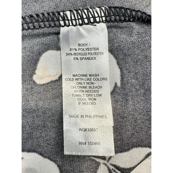 41 Hawthorn Black & White Floral V-Neck Shirt Size S Small NWT!!! - Picture 4 of 4